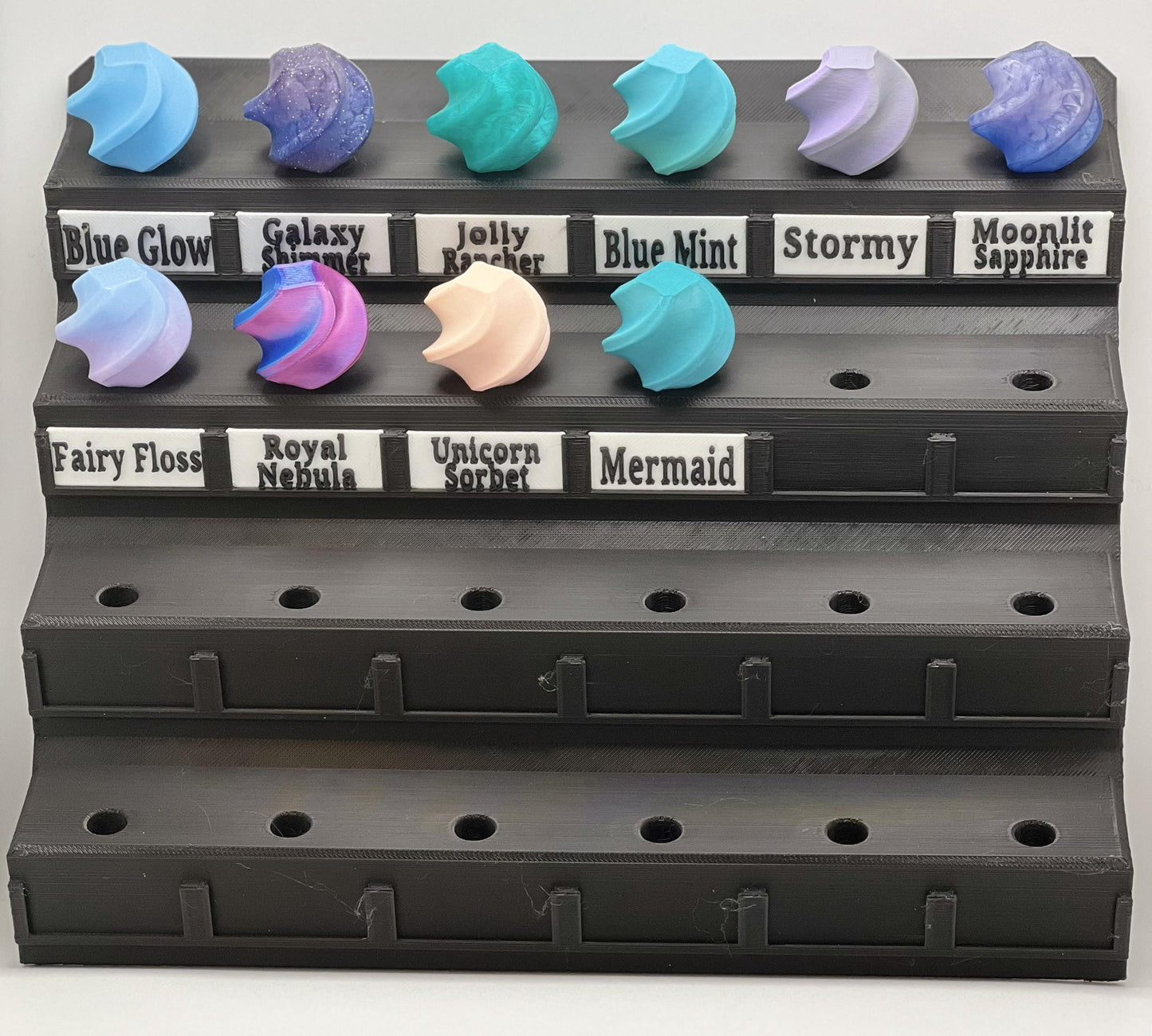 Light-Up Style Arrow Sign β Magnetic Decor | Ledge for Jumping Spiders