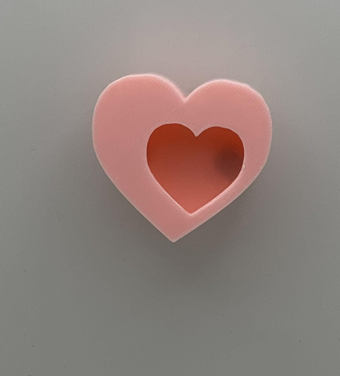 Magnetic Double Heart Hide – Jumping Spider Hideout