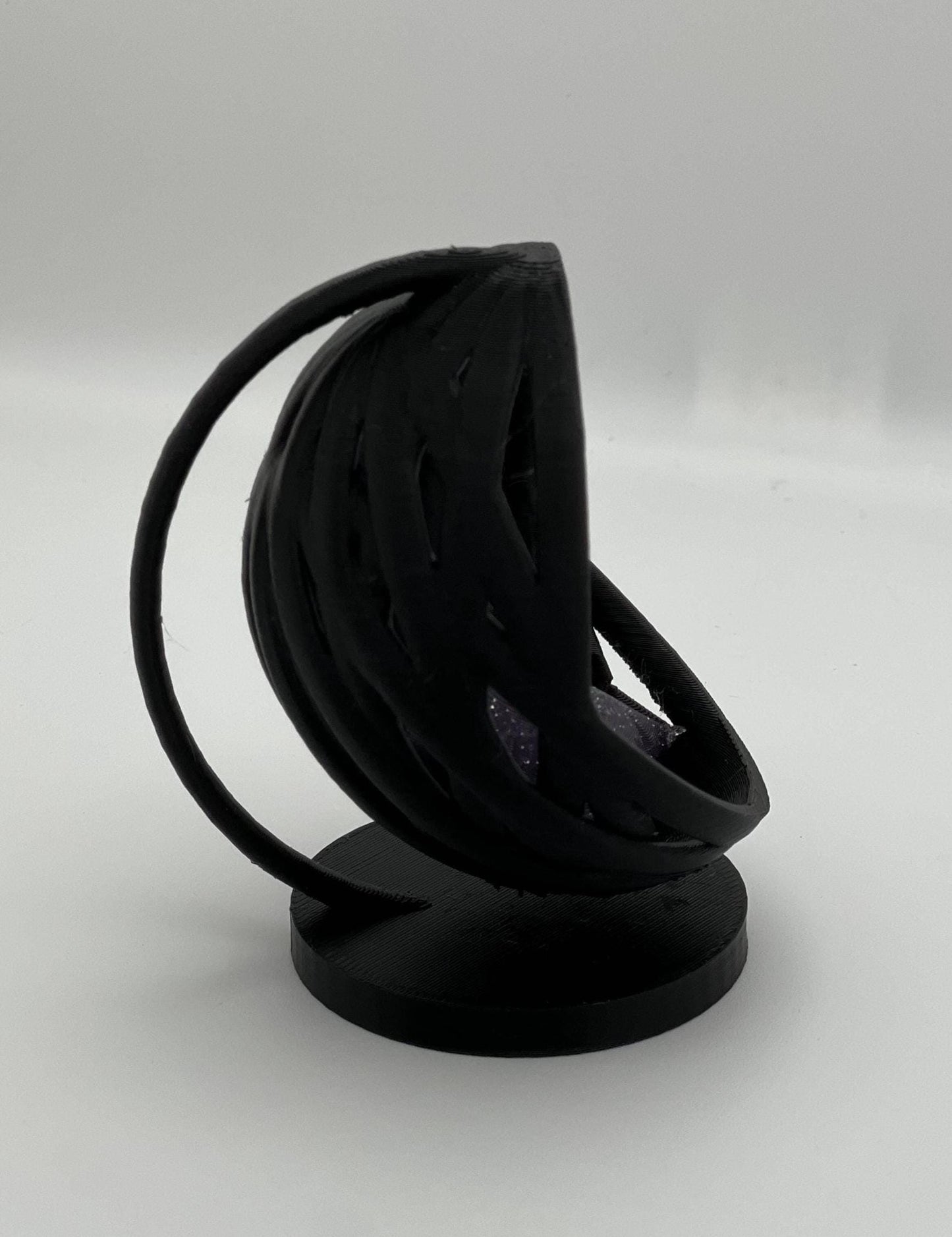 Customizable Egg Chair with Cushion for Jumping Spider Enclosures | Hide | Decor