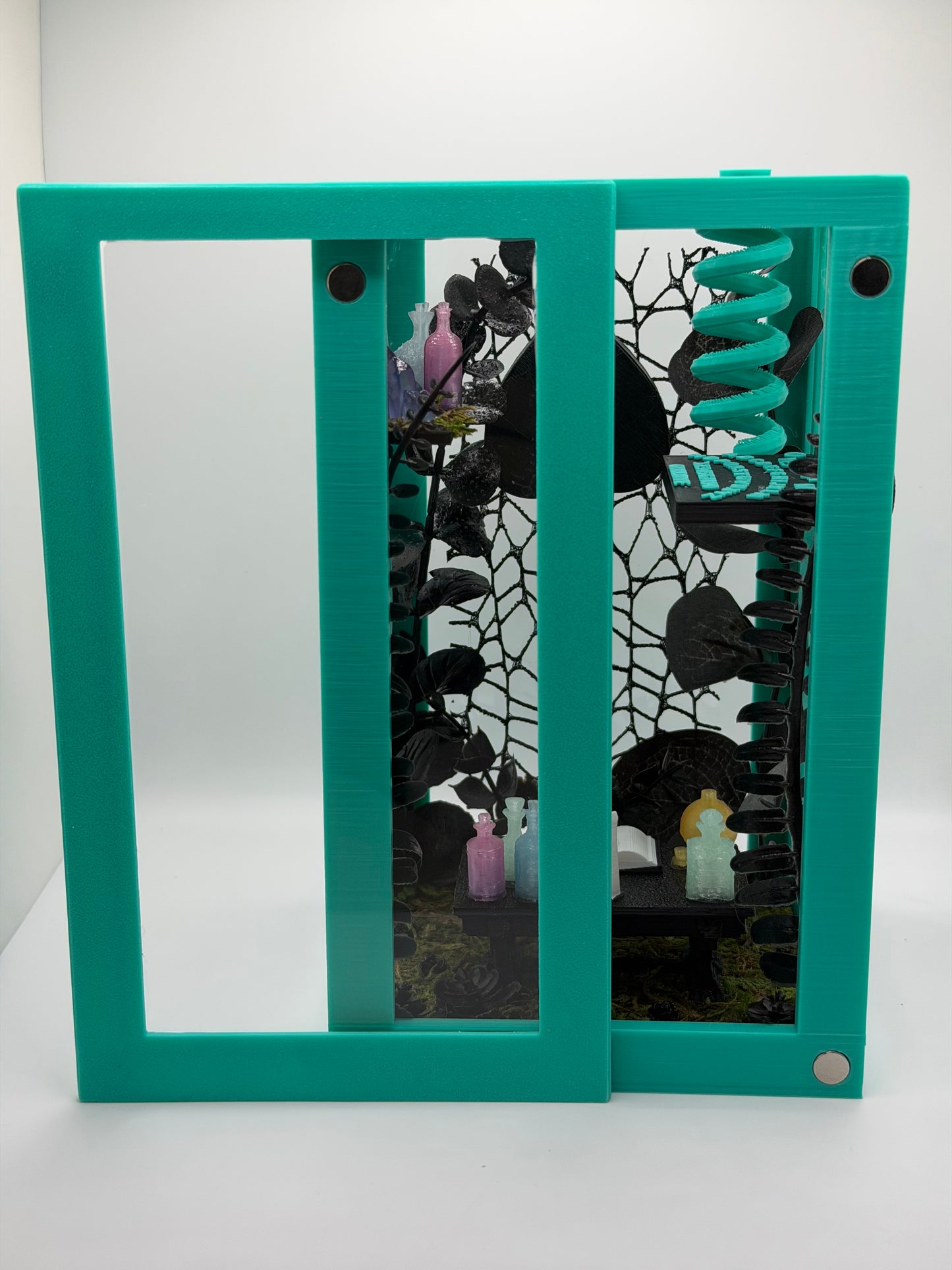 Witchy Altar-Themed Jumping Spider Magnetic Enclosure | Habitat