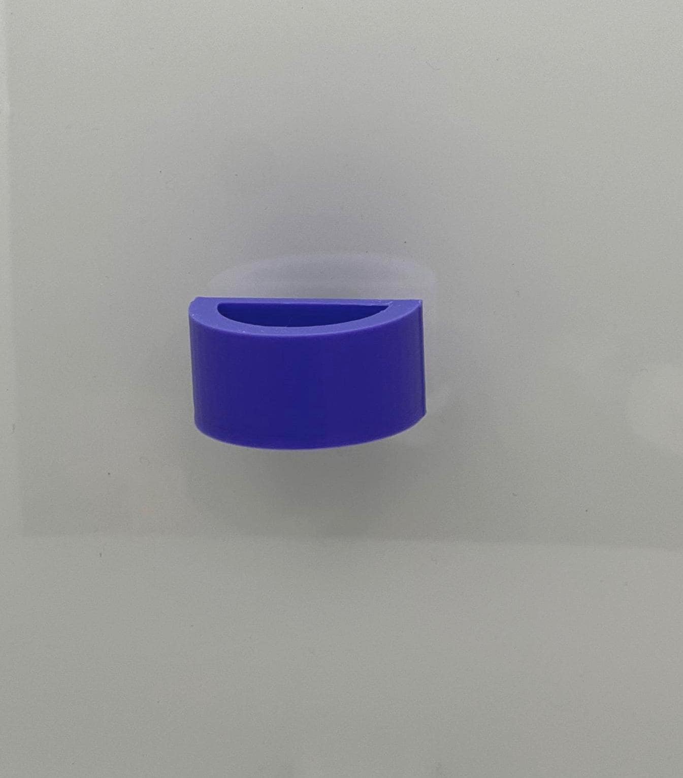 Magnetic Escape-Resistant Jumping Spider Feeding Bowl