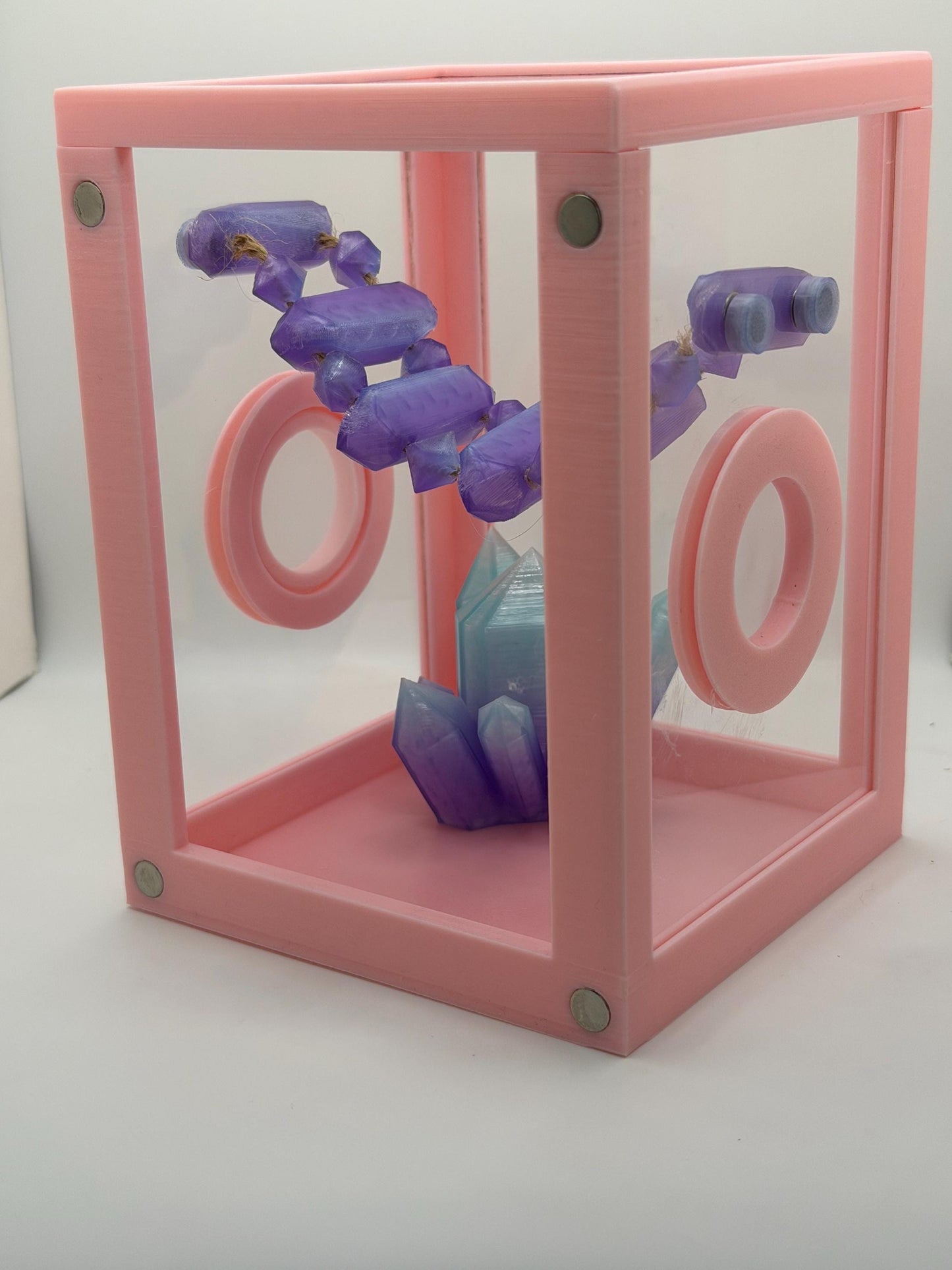 Crystal Magnetic Bridge Jumping Spider Enclosure Decor | Ledge