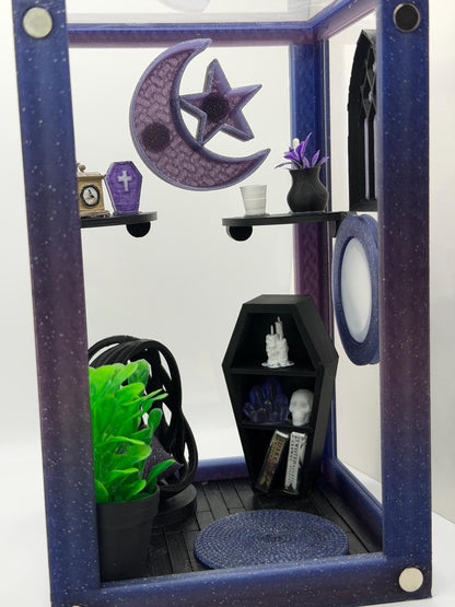 Gothic Moon & Star Celestial Decorated Jumping Spider Enclosure | Habitat