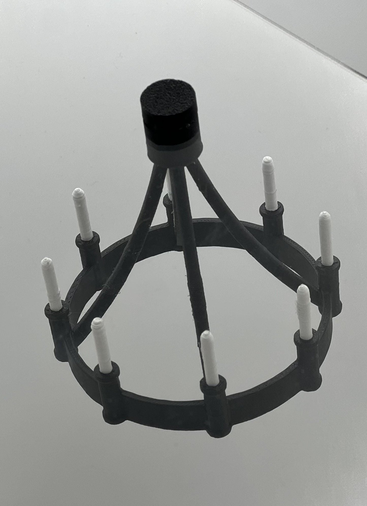 Magnetic Candle Chandelier – Hanging Jumping Spider Perch Decor