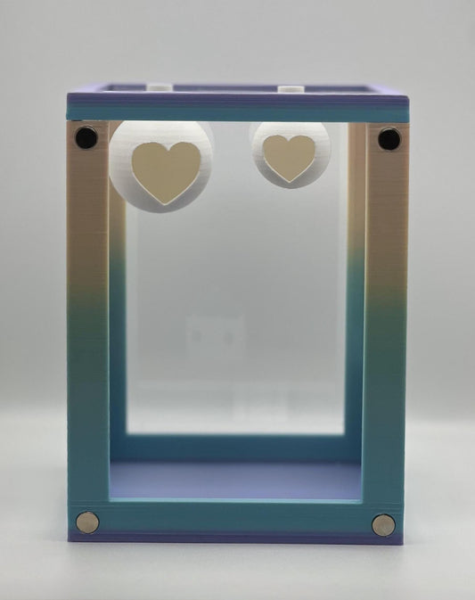 Magnetic Heart Ball Jumping Spider Hides