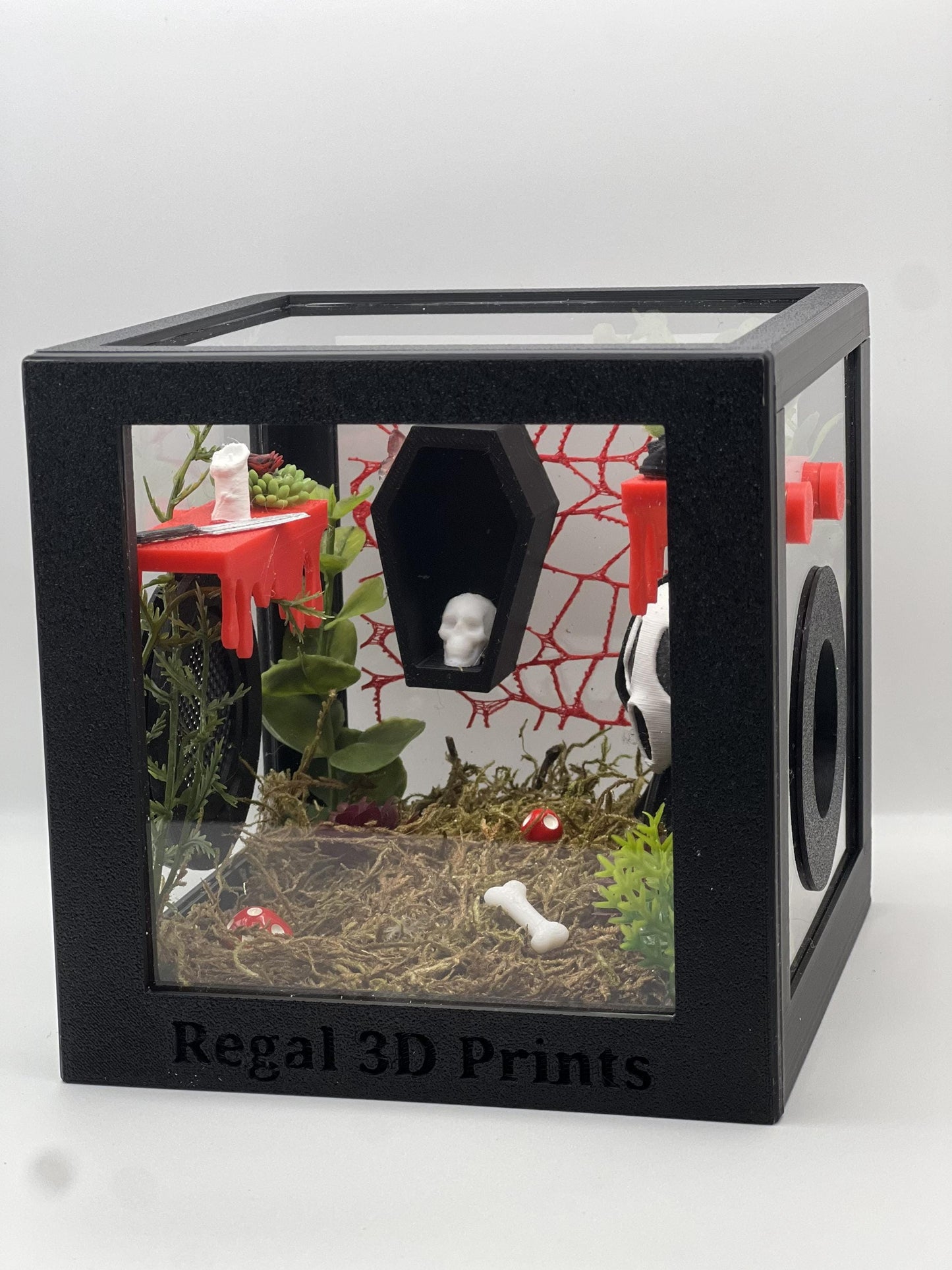 Scream Ghostface Themed Enclosure